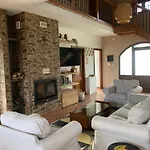 Peaceful Mountain Retreat - Private Gorreta
