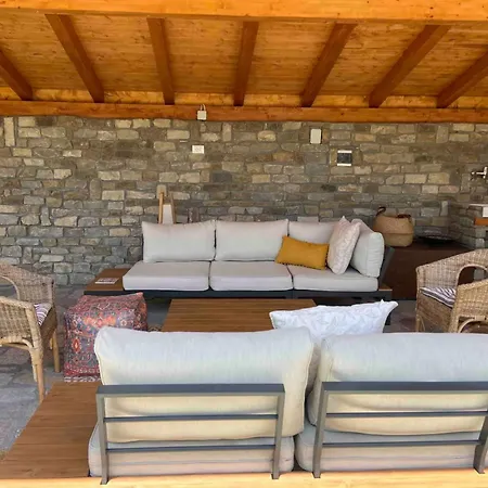 Peaceful Mountain Retreat - Private * Gorreta