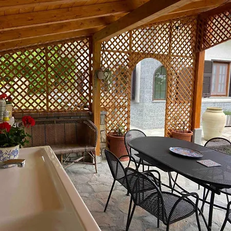 Peaceful Mountain Retreat - Private Gorreta