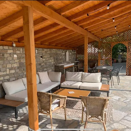 Vakantiehuis Peaceful Mountain Retreat - Private *