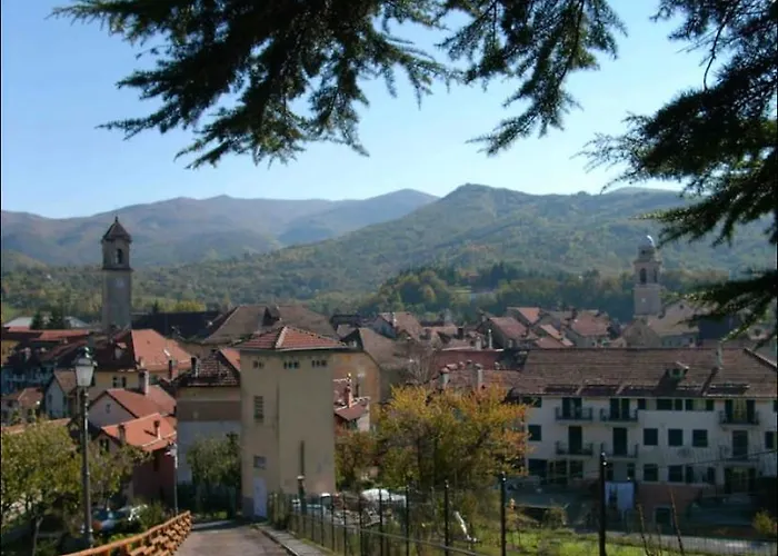 Peaceful Mountain Retreat - Private Hébergement de vacances *